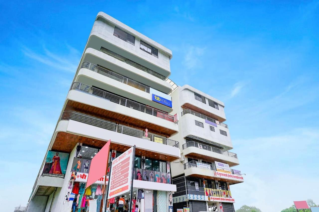 Hotel Bhakti Inn ナーシク エクステリア 写真